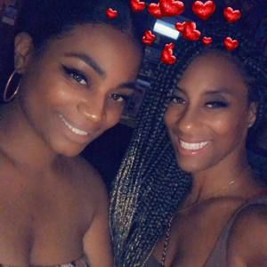 Meet your Posher, Leah